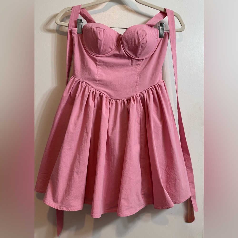 Sthcute Halter Dress S